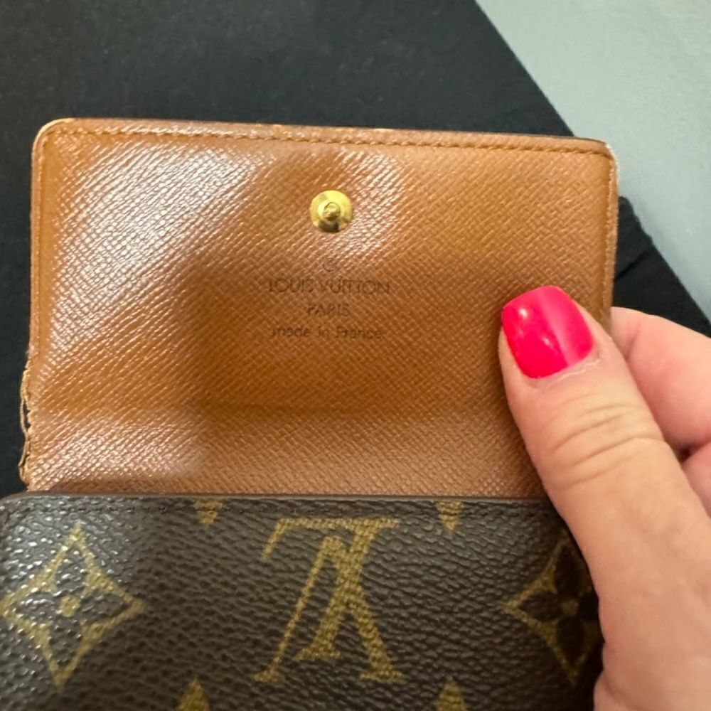 LV MONO DOUBLE SNAP WALLET - Picture 5 of 16